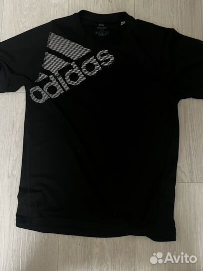 Футболка adidas