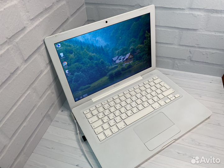 Ноутбук Apple Macbook на intel