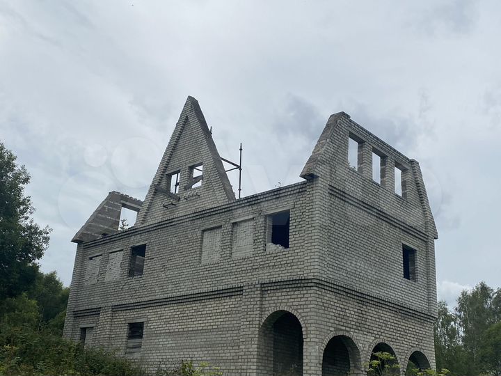 Дом 240 м² на участке 18 сот.