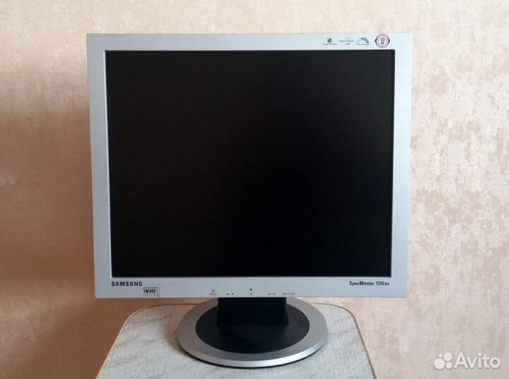 Монитор samsung 720NA
