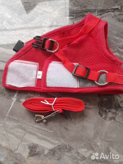 Шлейка с поводком для собак и кошек