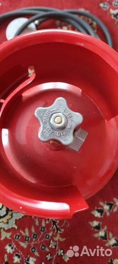 Газовый балон и шланг