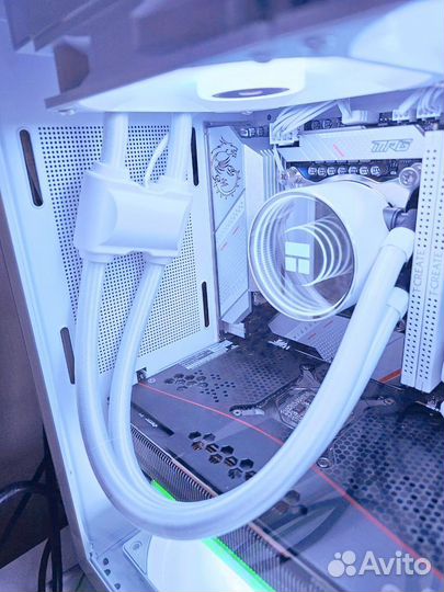 Сво Thermalright Frozen Notte 360 white argb