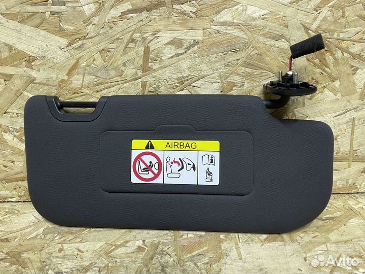 Козырек солнцезащитный правый Jetour T2