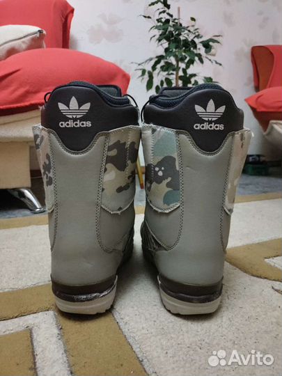 Сноубордические ботинки Adidas zx500
