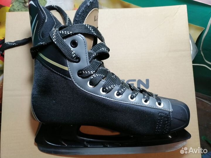 Коньки хоккейные