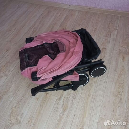 Прогулочная коляска indigo