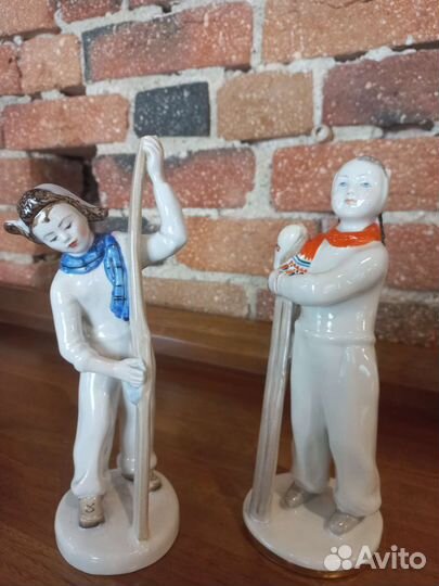 Фарфоровые статуэтки лфз
