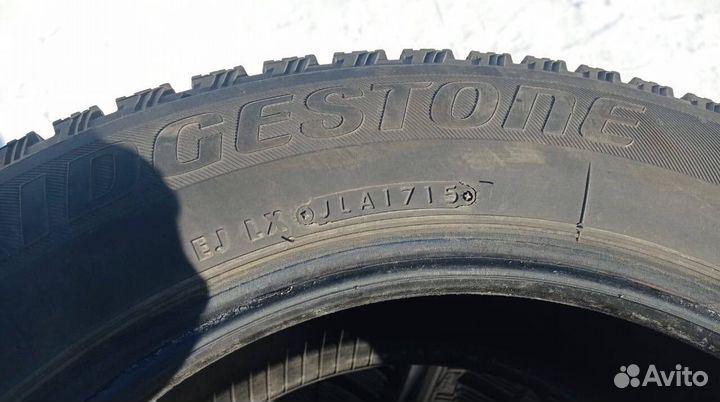 Bridgestone Blizzak Spike-01 185/65 R15 88T