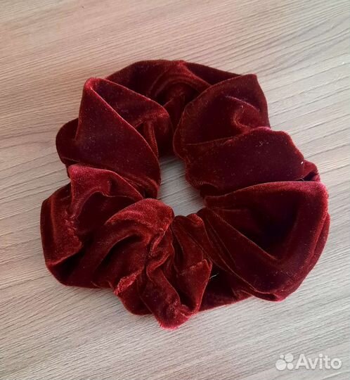 Резинка для волос ручной работы