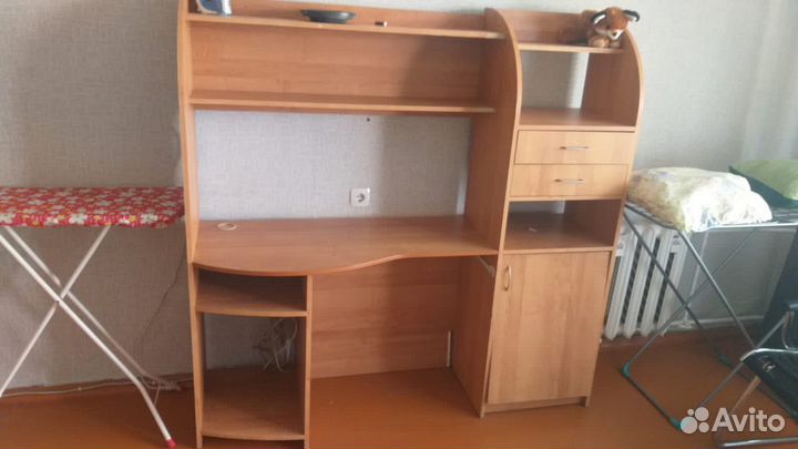 Компьютерный стол