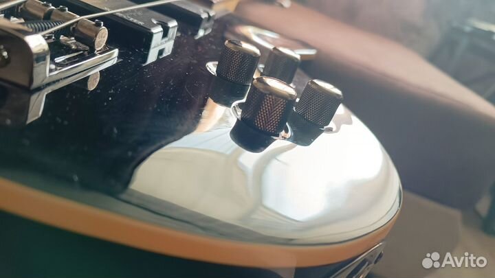 Бас электрогитара