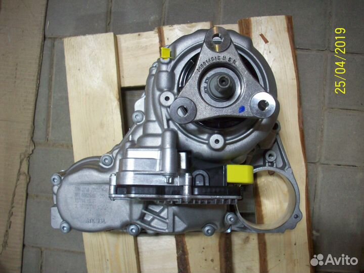 Коробка раздаточная BMW f10