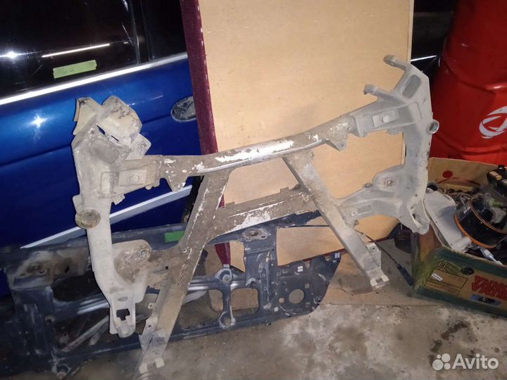 Балка перед. BMW E39