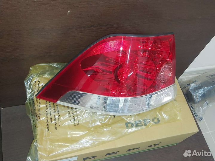 Фонарь задний левый Opel Astra h седан