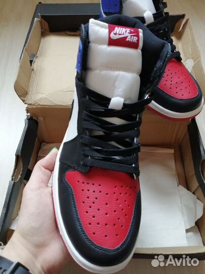 Кроссовки Nike air Jordan 1