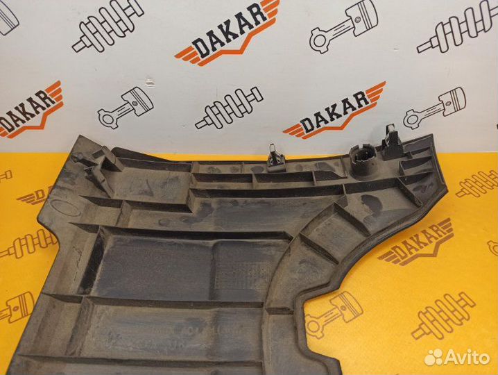 Накладка торпеды левая Ford Focus CB8 pnda 2012