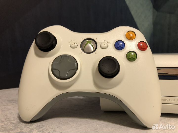 Xbox 360, 320gb(прошивка-freeboot + игры)