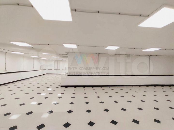 Торгово-офисное помещение по ул. Пархоменко 155а