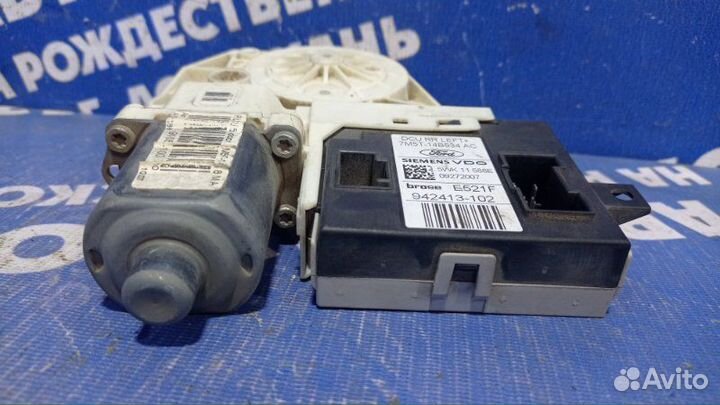 Моторчик стеклоподъемника Ford Focus 2 седан 2006