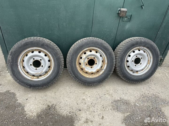 Зимние колеса на ниву