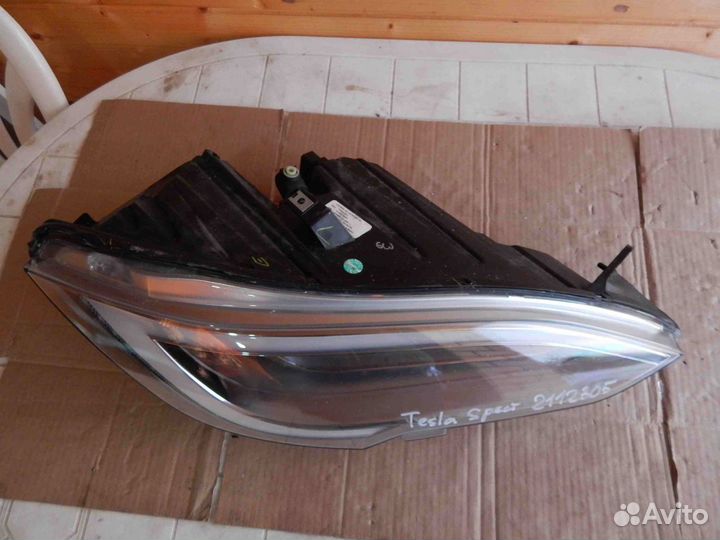 Фара правая Tesla Model S 1 поколение рестайлинг