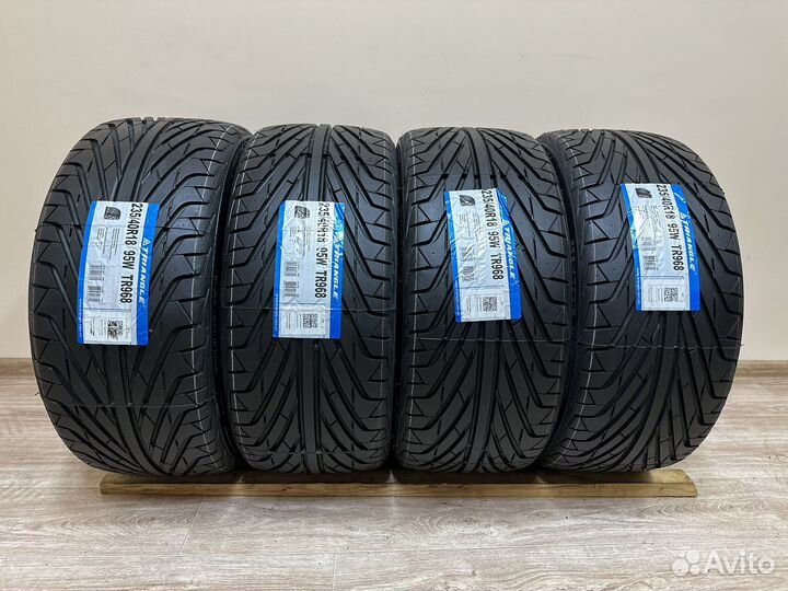 Triangle TR968 235/40 R18 95W