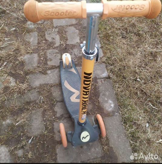 Самокат детский трехколесный бу