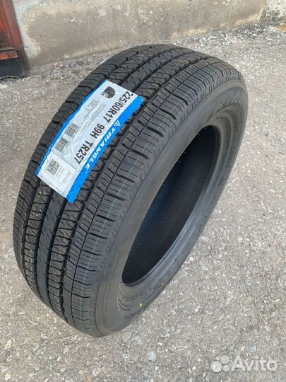 Triangle TR257 225/60 R17