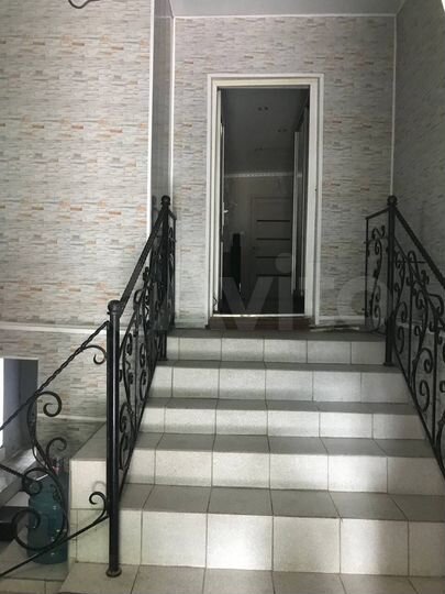 Дом 170 м² на участке 5 сот.