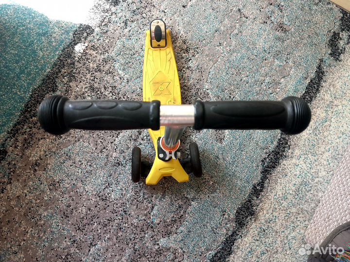 Детский самокат 3х колесный