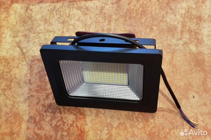Прожектор светодиодный