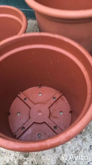 Цветочные горшки