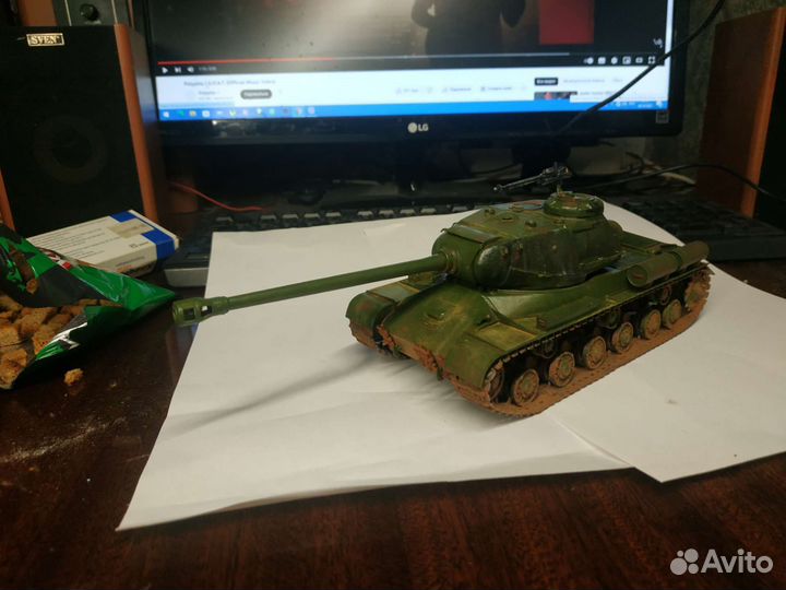 Модель сборная иc 2 1/35