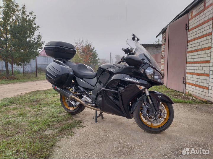 Kawasaki GTR 1400 2011 г