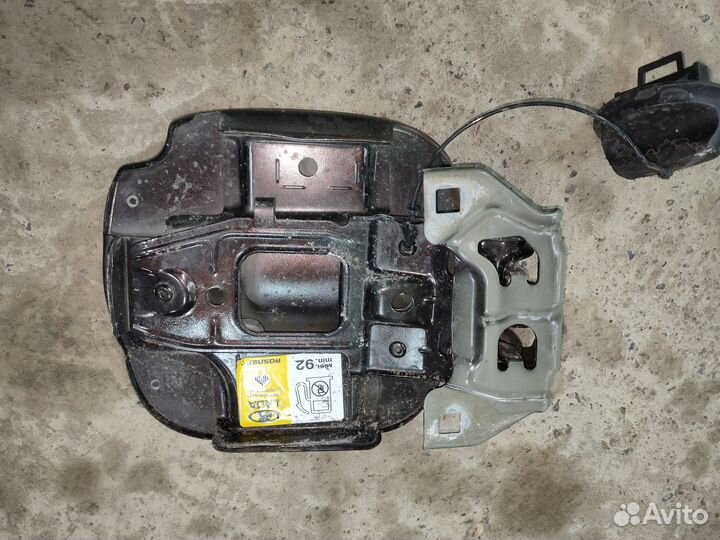 Лючок бензобака Vaz LADA X-Ray