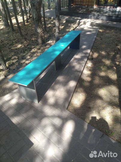 Стол и лавочки