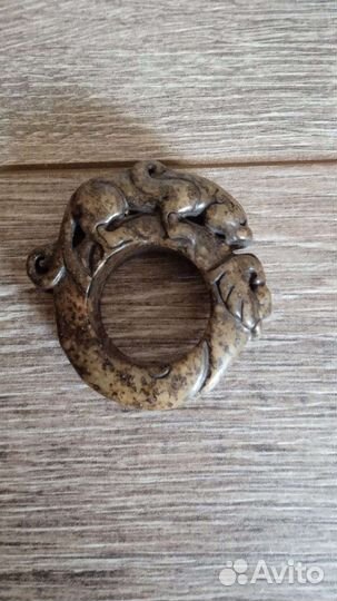 Кольцо-аксессуар, кулон из нефрита