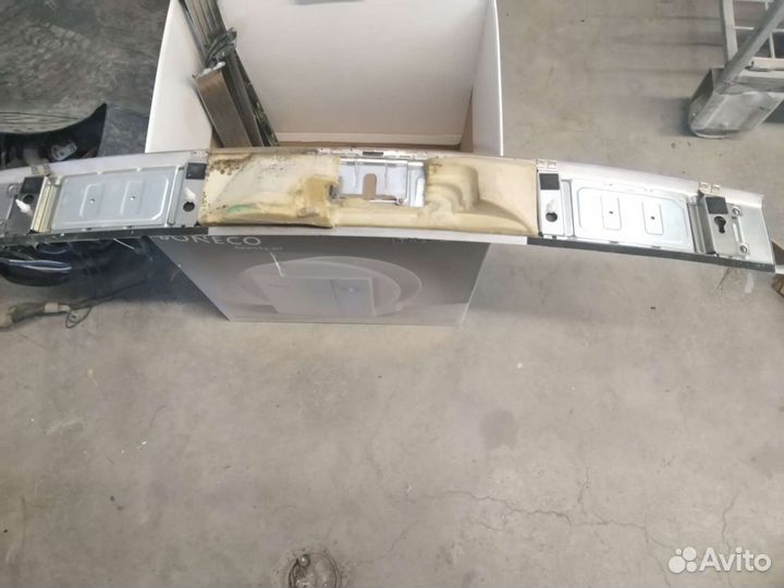 Порше Кайен 955 накладка багажника