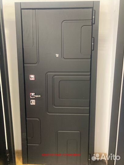 Толстая входная дверь с отличной шумоизоляцией