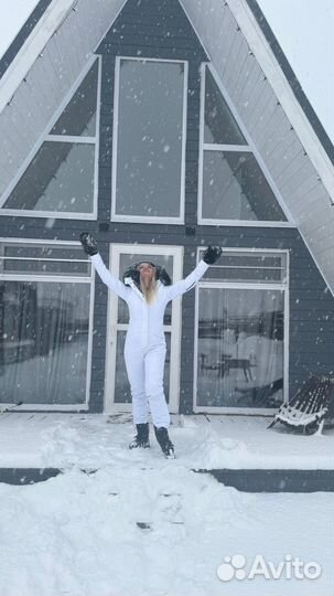 Горнолыжный комбинезон женский