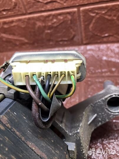 Двигататель стиральной машины Beko