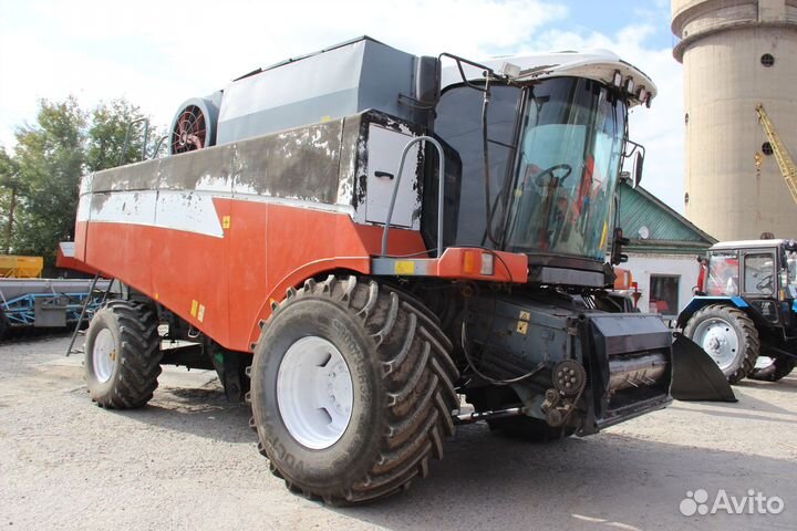 Комбайн Ростсельмаш Acros 530, 2010