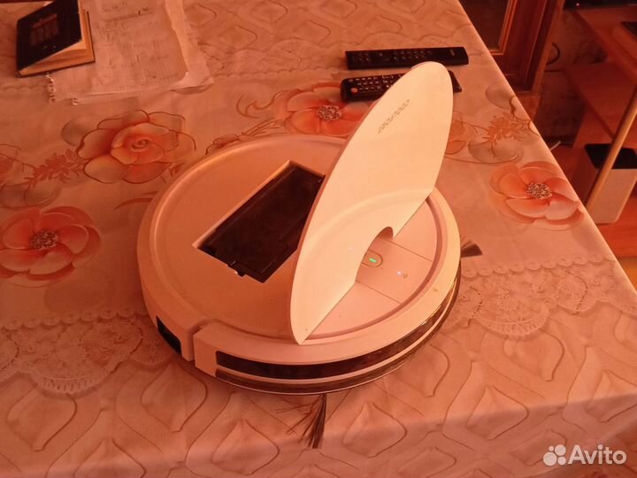 Робот пылесос coolfort