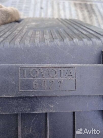 Корпус воздушного фильтра Тойота Королла ае100