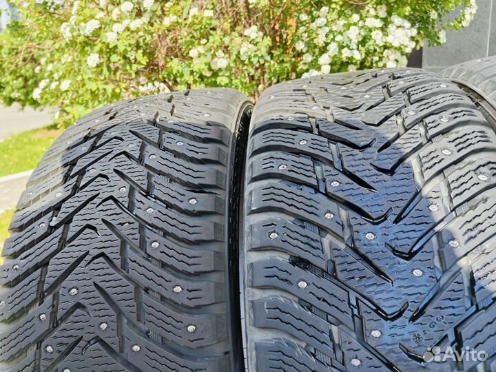 Nokian Tyres Hakkapeliitta 8 SUV 265/45 R20