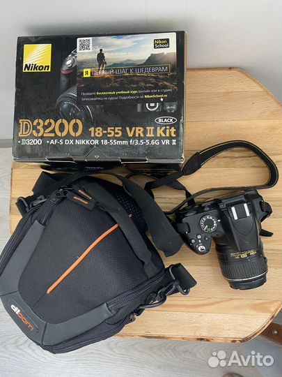 Зеркальный фотоаппарат Nikon D3200 Kit