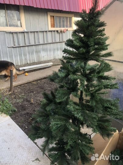 Елка искусственная