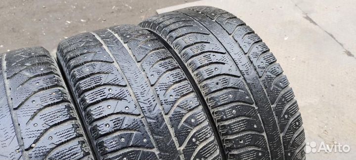 Bridgestone Ice Cruiser 7000 205/60 R16
