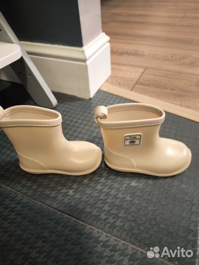 Детские резиновые сапоги 21 размер
